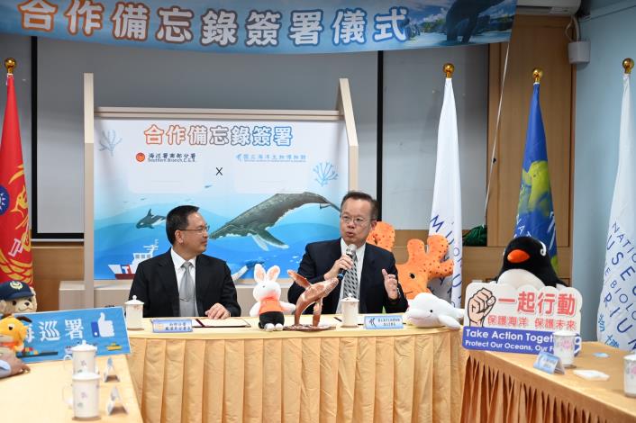 圖2.溫志宏館長與鳳運昇分署長合作備忘錄簽署儀式.JPG