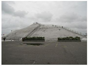 台南七股鹽山(林永銘 攝影)